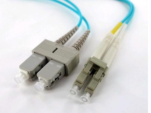 Patch cable - SC multi-mode (M) to LC multi-mode (M) - 33 ft - fiber optic - 50 / 125 micron - OM4