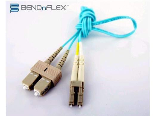 BENDnFLEX Platinum - Network cable - SC multi-mode (M) to LC multi-mode (M) - 1.6 ft - fiber optic - 50 / 125 micron - OM4 - plenum